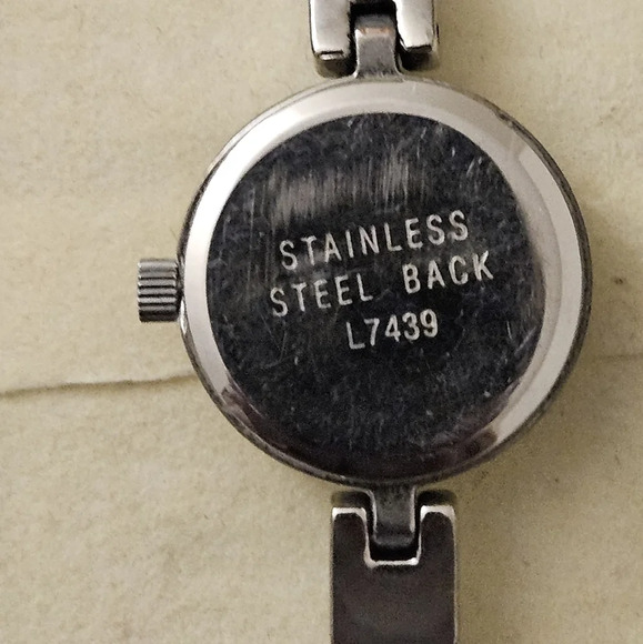 VINTAGE RICHELIEU AUTOMATIC WATCH FOR LADIES - Picture 2 of 3